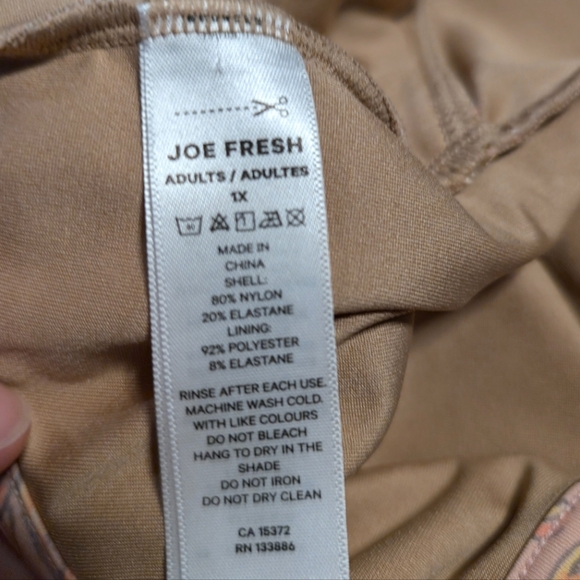 2/$40 ✨Joe Fresh X Roxy Earle Flutter Swimsuit - Picture 4 of 6